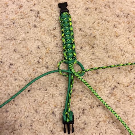 how do you make a bracelet out of paracord|paracord bracelet instructions for beginners.